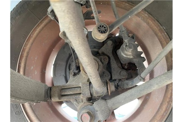 Recambio de mangueta trasero izquierda para hyundai tucson (jm) 2.0 referencia OEM IAM 527502E000  