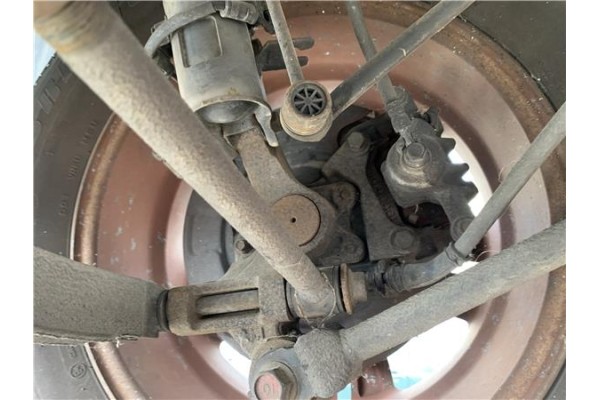 Recambio de mangueta trasero izquierda para hyundai tucson (jm) 2.0 referencia OEM IAM 527502E000  