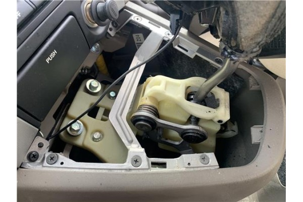 Recambio de palanca de cambio para hyundai tucson (jm) 2.0 referencia OEM IAM M01LHD 4,37E+05 