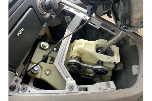 Recambio de palanca de cambio para hyundai tucson (jm) 2.0 referencia OEM IAM M01LHD 4,37E+05 