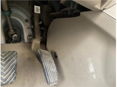 Recambio de pedal acelerador para hyundai tucson (jm) 2.0 referencia OEM IAM 327002E200  
