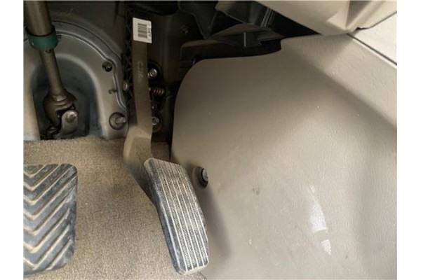 Recambio de pedal acelerador para hyundai tucson (jm) 2.0 referencia OEM IAM 327002E200  