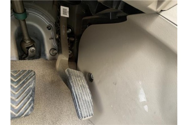 Recambio de pedal acelerador para hyundai tucson (jm) 2.0 referencia OEM IAM 327002E200  