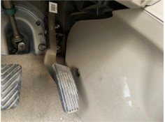 Recambio de pedal acelerador para hyundai tucson (jm) 2.0 referencia OEM IAM 327002E200  