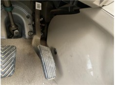 Recambio de pedal acelerador para hyundai tucson (jm) 2.0 referencia OEM IAM 327002E200  
