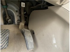 Recambio de pedal acelerador para hyundai tucson (jm) 2.0 referencia OEM IAM 327002E200  
