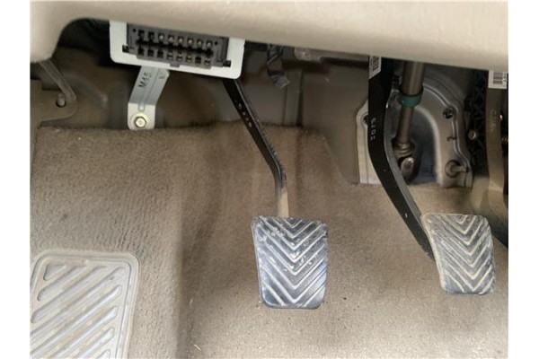 Recambio de pedal embrague para hyundai tucson (jm) 2.0 referencia OEM IAM 328022E255  
