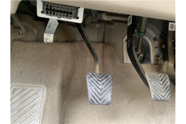 Recambio de pedal embrague para hyundai tucson (jm) 2.0 referencia OEM IAM 328022E255  