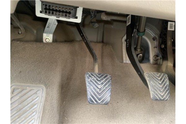 Recambio de pedal embrague para hyundai tucson (jm) 2.0 referencia OEM IAM 328022E255  