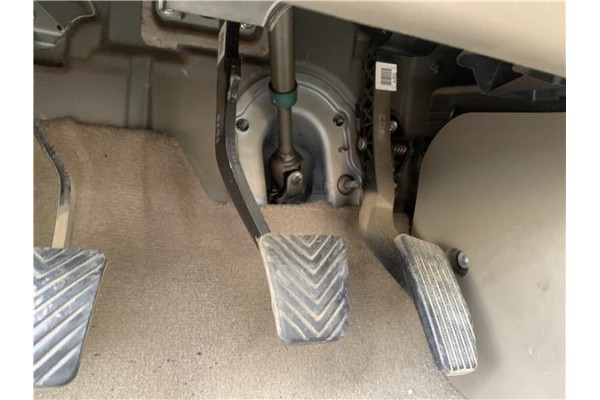 Recambio de pedal freno para hyundai tucson (jm) 2.0 referencia OEM IAM 328102E100  