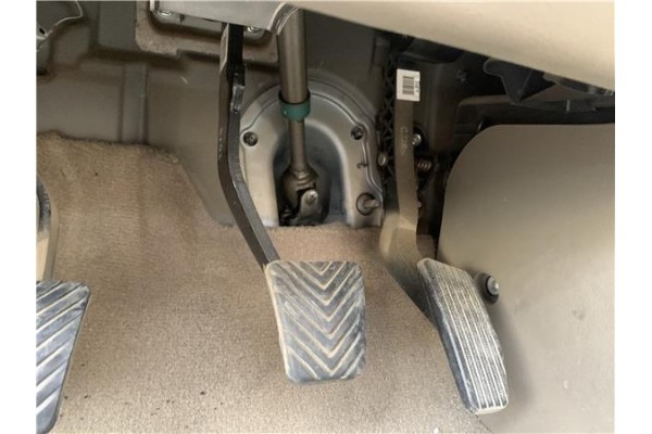 Recambio de pedal freno para hyundai tucson (jm) 2.0 referencia OEM IAM 328102E100  