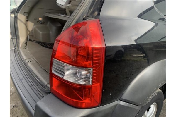 Recambio de piloto trasero derecho para hyundai tucson (jm) 2.0 referencia OEM IAM 924022E010  