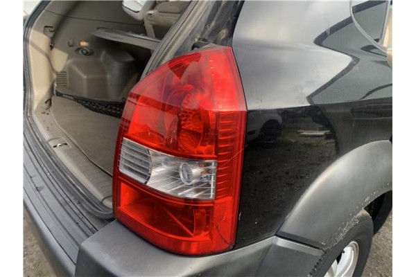 Recambio de piloto trasero derecho para hyundai tucson (jm) 2.0 referencia OEM IAM 924022E010  