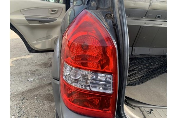 Recambio de piloto trasero izquierdo para hyundai tucson (jm) 2.0 referencia OEM IAM 924012E010  