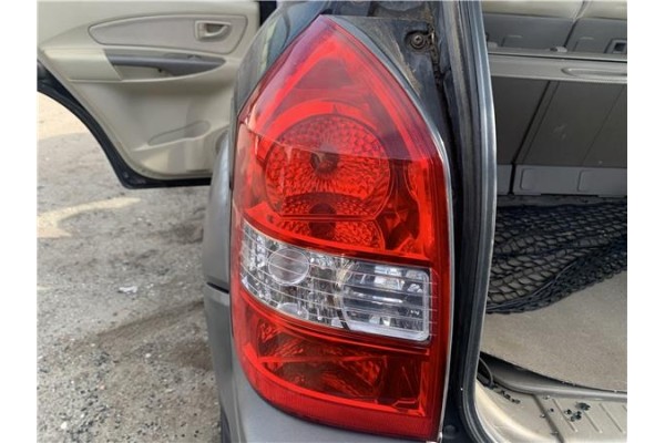 Recambio de piloto trasero izquierdo para hyundai tucson (jm) 2.0 referencia OEM IAM 924012E010  