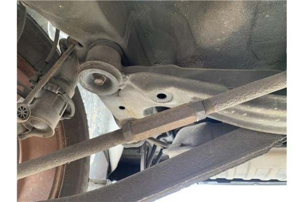 Recambio de puente trasero para hyundai tucson (jm) 2.0 referencia OEM IAM 626052E000 626100Z010 