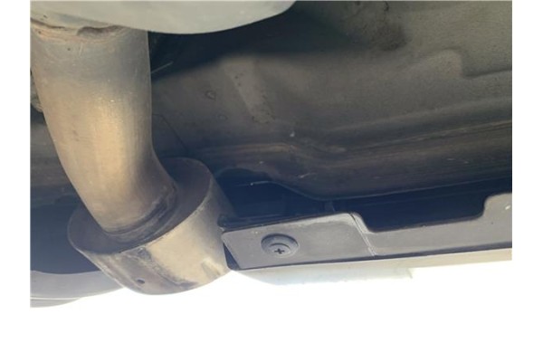 Recambio de refuerzo paragolpes trasero para hyundai tucson (jm) 2.0 referencia OEM IAM 866302E000  