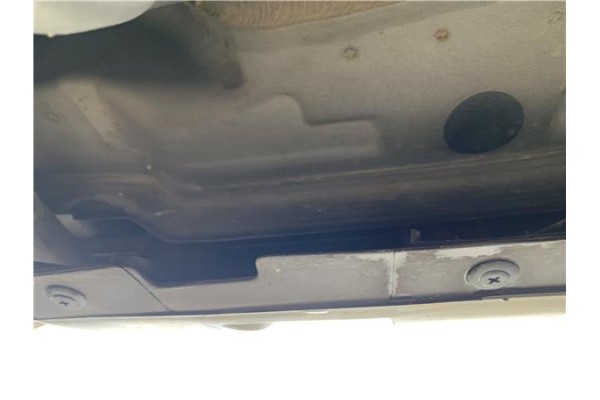 Recambio de refuerzo paragolpes trasero para hyundai tucson (jm) 2.0 referencia OEM IAM 866302E000  