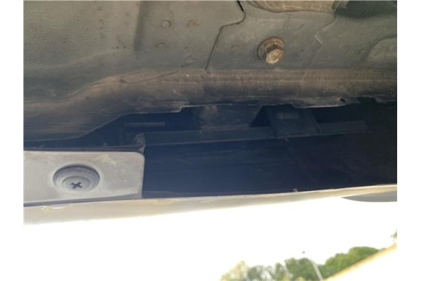 Recambio de refuerzo paragolpes trasero para hyundai tucson (jm) 2.0 referencia OEM IAM 866302E000  