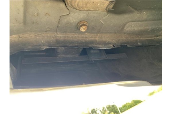 Recambio de refuerzo paragolpes trasero para hyundai tucson (jm) 2.0 referencia OEM IAM 866302E000  