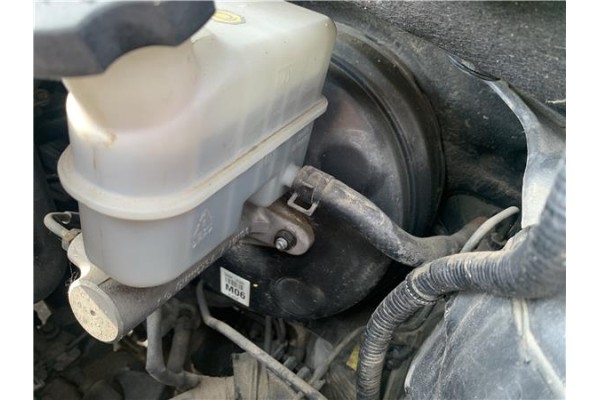 Recambio de servofreno para hyundai tucson (jm) 2.0 referencia OEM IAM 585002E400 M06CJ0Z 
