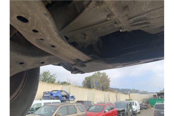 Recambio de subchasis para hyundai tucson (jm) 2.0 referencia OEM IAM 624052E050 6,24E+15 