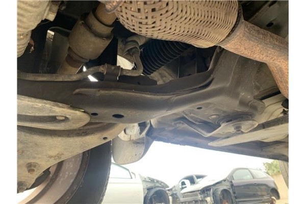 Recambio de subchasis para hyundai tucson (jm) 2.0 referencia OEM IAM 624052E050 6,24E+15 