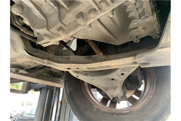 Recambio de subchasis para hyundai tucson (jm) 2.0 referencia OEM IAM 624052E050 6,24E+15 