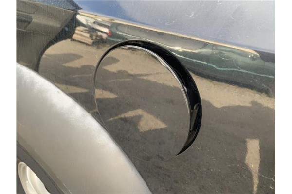 Recambio de tapa exterior combustible para hyundai tucson (jm) 2.0 referencia OEM IAM 695102E000 PA6MF40% 