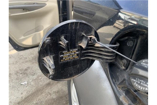 Recambio de tapa exterior combustible para hyundai tucson (jm) 2.0 referencia OEM IAM 695102E000 PA6MF40% 