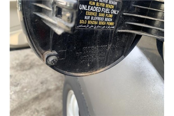 Recambio de tapa exterior combustible para hyundai tucson (jm) 2.0 referencia OEM IAM 695102E000 PA6MF40% 