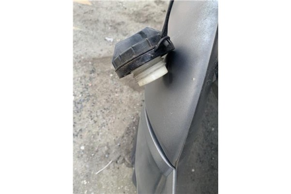 Recambio de tapon combustible para hyundai tucson (jm) 2.0 referencia OEM IAM 3101038600 31010J9000 