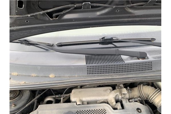 Recambio de torpedo para hyundai tucson (jm) 2.0 referencia OEM IAM 861502E010  