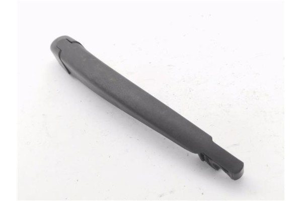 Recambio de brazo limpiaparabrisas trasero para hyundai i30 (fd) 1.6 crdi referencia OEM IAM 988112L000  
