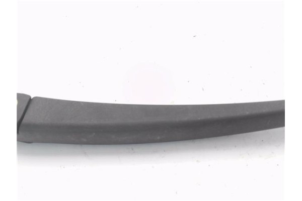 Recambio de brazo limpiaparabrisas trasero para hyundai i30 (fd) 1.6 crdi referencia OEM IAM 988112L000  