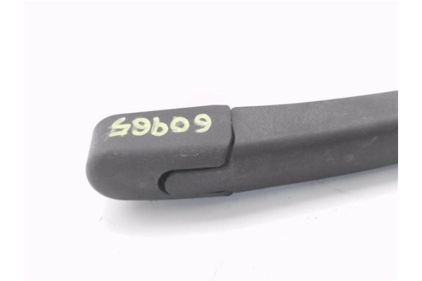 Recambio de brazo limpiaparabrisas trasero para hyundai i30 (fd) 1.6 crdi referencia OEM IAM 988112L000  