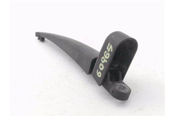 Recambio de brazo limpiaparabrisas trasero para hyundai i30 (fd) 1.6 crdi referencia OEM IAM 988112L000  