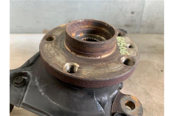 Recambio de mangueta delantero derecha para opel combo d 1.3 selection l2h1 referencia OEM IAM 95511322 95524199 