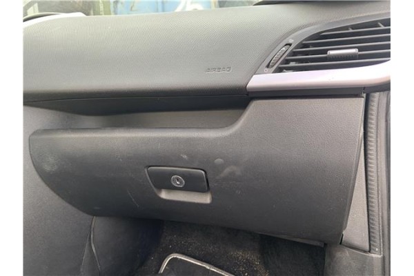 Recambio de guantera salpicadero para peugeot 207 cc cabrio-coupé 1.6 básico referencia OEM IAM 8218Z8  
