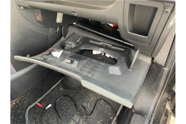 Recambio de guantera salpicadero para peugeot 207 cc cabrio-coupé 1.6 básico referencia OEM IAM 8218Z8  