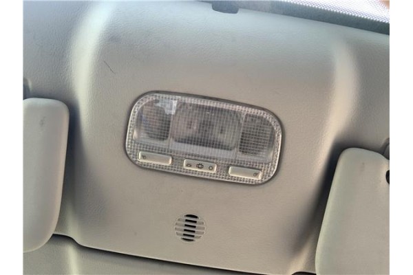 Recambio de luz delantero central techo para peugeot 207 cc cabrio-coupé 1.6 básico referencia OEM IAM 6362Q2  