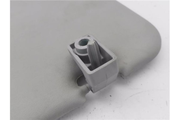 Recambio de parasol derecho para opel combo d 1.3 selection l2h1 referencia OEM IAM 95511901 95528285 