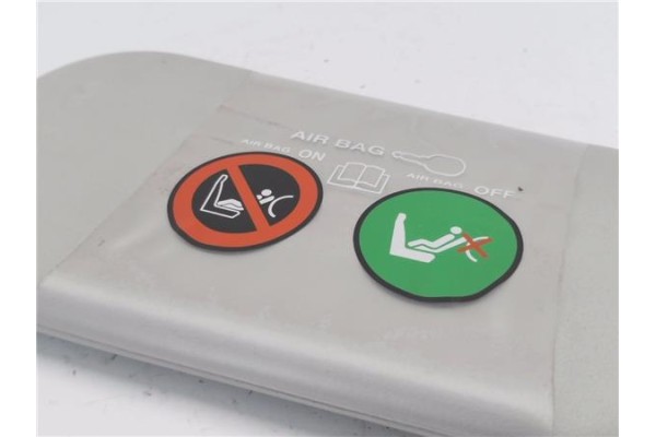 Recambio de parasol derecho para fiat ii punto (188) berlina 1.2 8v active referencia OEM IAM 735272576 7,35E+08 