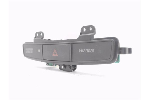 Recambio de interruptor luces emergencia para mitsubishi lancer berlina/ familiar (cs0a/w) vii 2.0 di-d referencia OEM IAM 07001