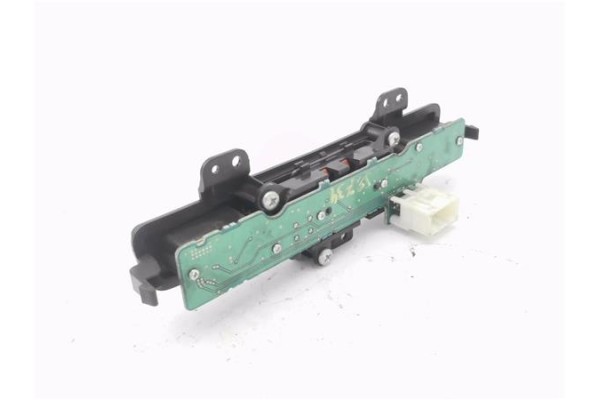 Recambio de interruptor luces emergencia para mitsubishi lancer berlina/ familiar (cs0a/w) vii 2.0 di-d referencia OEM IAM 07001