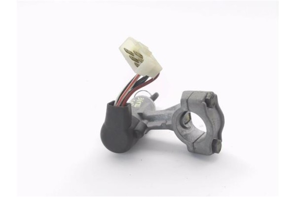 Recambio de clausor para nissan trade 2.0d referencia OEM IAM 15062721  