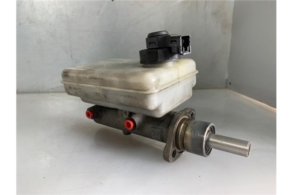 Recambio de bomba freno para iveco daily camión/volquete 2.8 35 - c 13 caja abierta referencia OEM IAM 2991743  