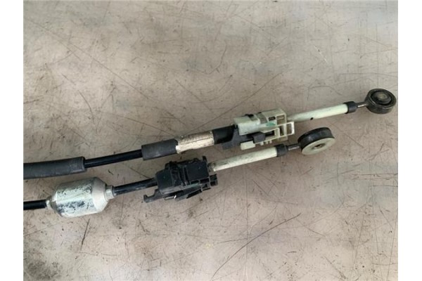 Recambio de varillas de cambio para renault master iii combi 2.3 l2h2 3,5t referencia OEM IAM 349359928R  