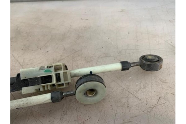 Recambio de varillas de cambio para renault master iii combi 2.3 l2h2 3,5t referencia OEM IAM 349359928R  