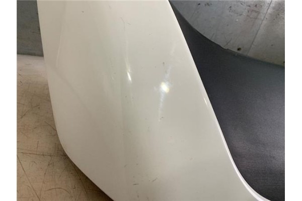 Recambio de aleron trasero para mitsubishi lancer berlina/ familiar (cs0a/w) vii 2.0 di-d referencia OEM IAM MR557048  